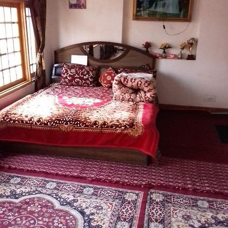 My Guest House Srīnagar Exterior foto